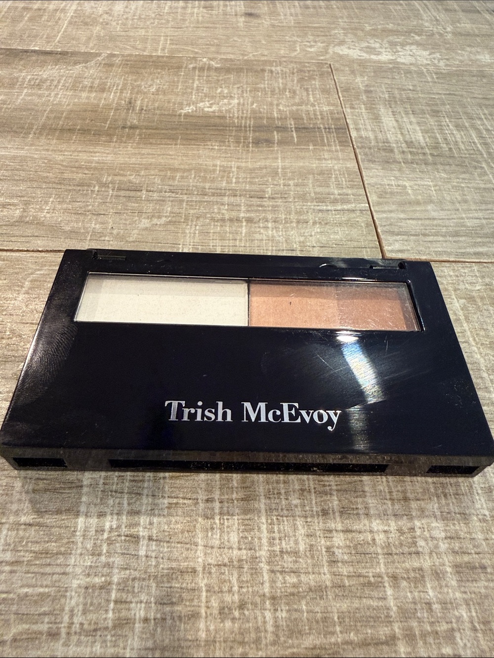 Trish McEvoy Face Powder Duo in Ivory & Bronze Shimmer